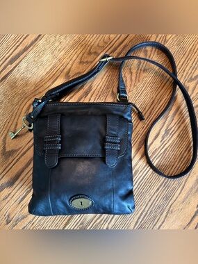Fossil Long Live Vintage Black Leather Shoulder Crossbody Bag